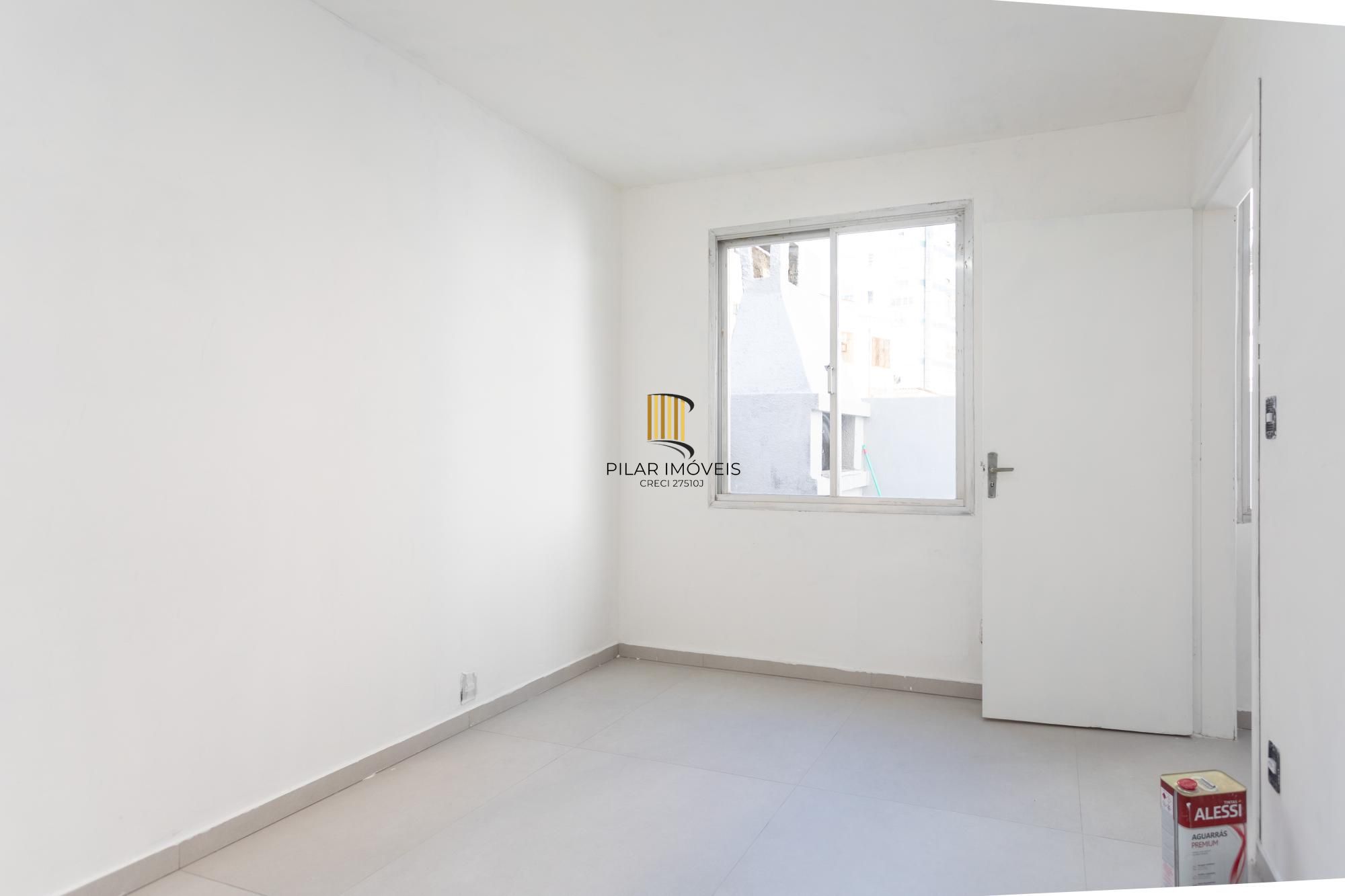 Apartamento Garden de dois dormitório Reformado passos da Redenção.