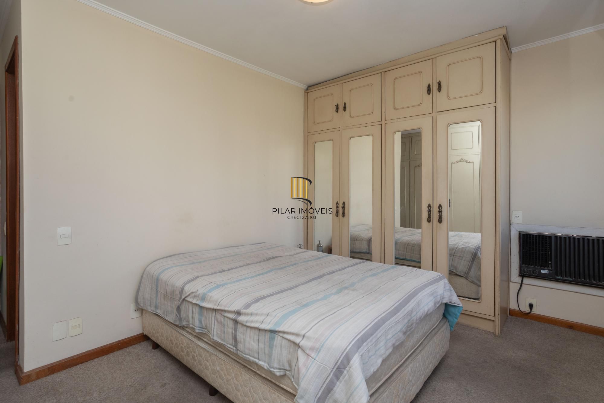 Cobertura na esquina da Nilo Peçanha com Carlos Gomes