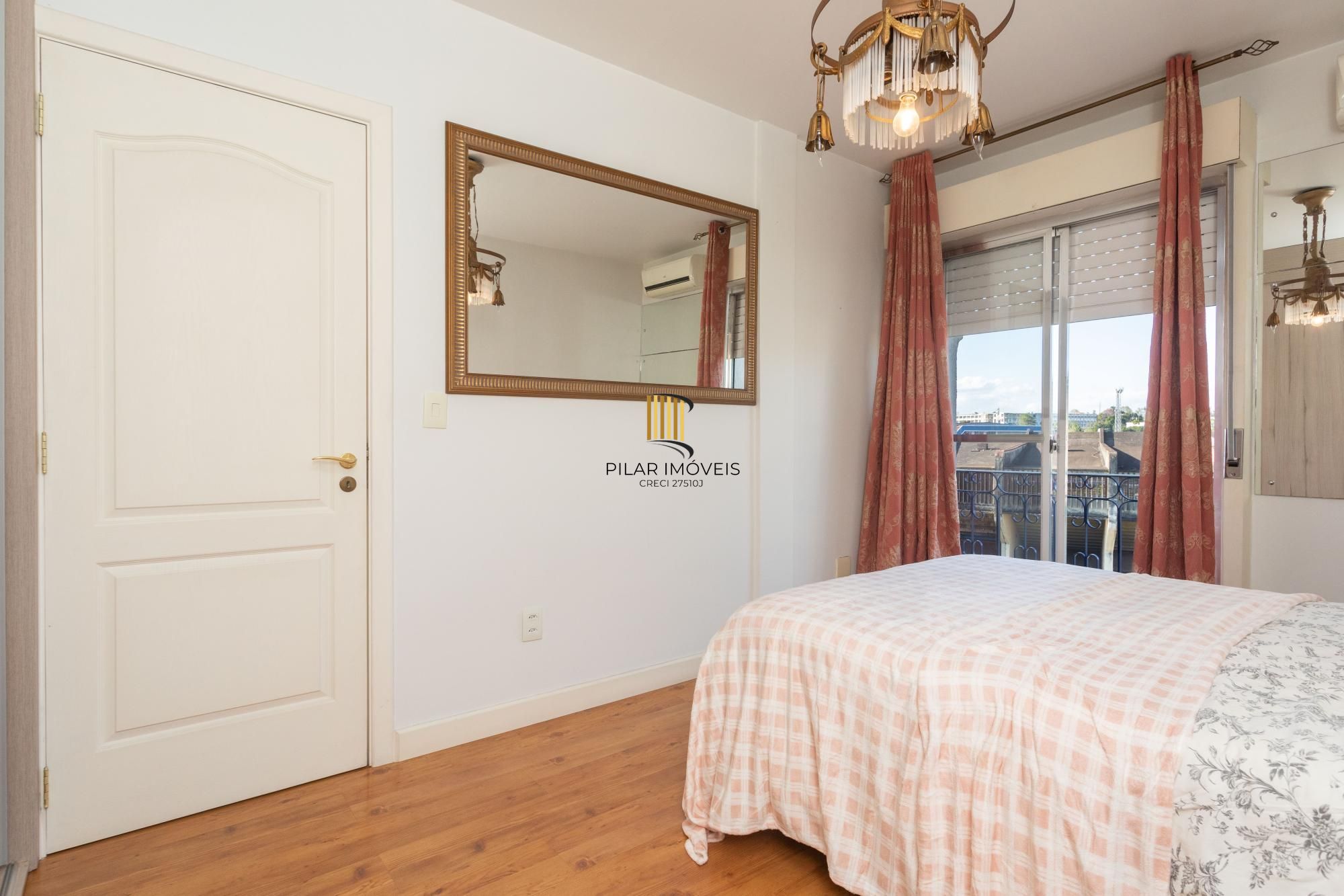 Cobertura - duplex à venda em Medianeira com 142m² 2 suítes, 1 vagas