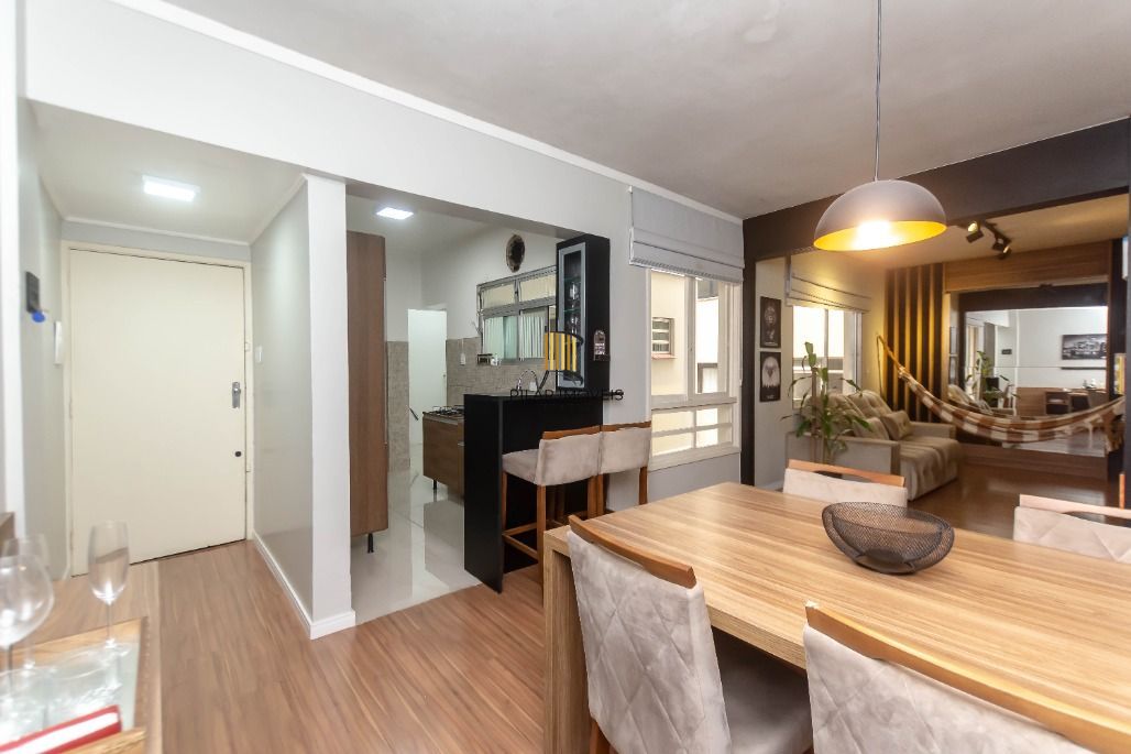 Apartamento 3 dorm. 1 Suíte + vaga Bom Fim - Porto Alegre