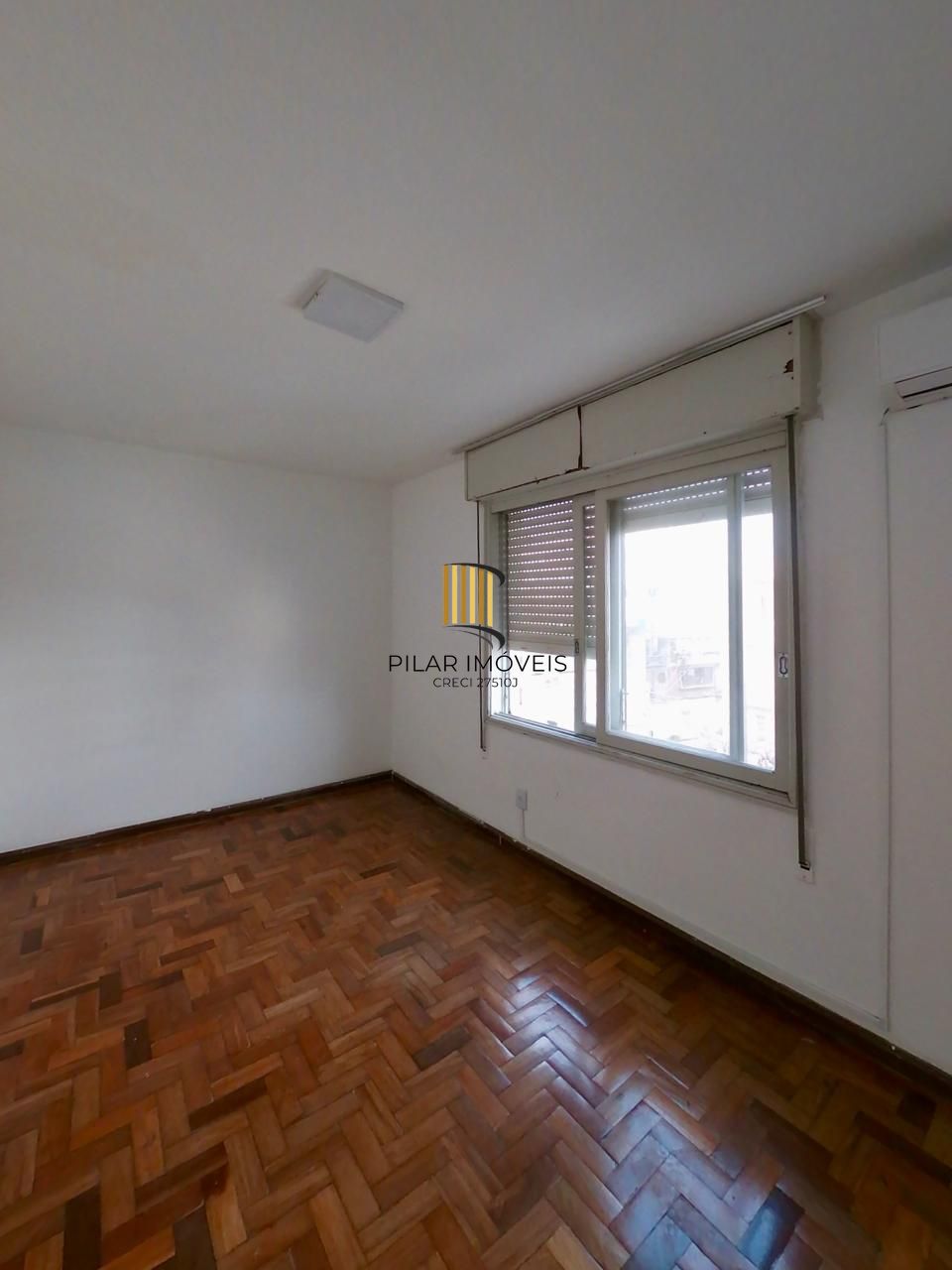 More na Cidade Baixa, a poucos passos da Redenção