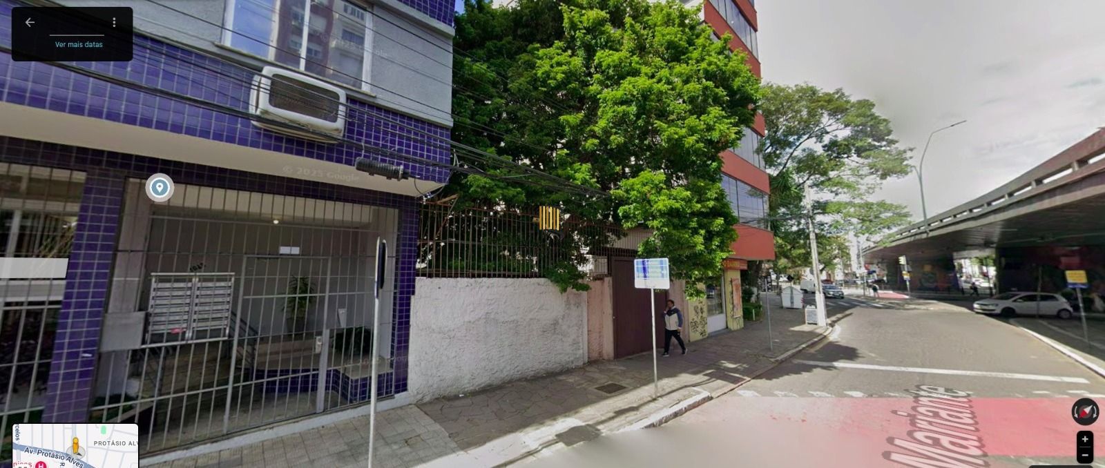 Apartamento Garden de dois dormitório Reformado passos da Redenção.
