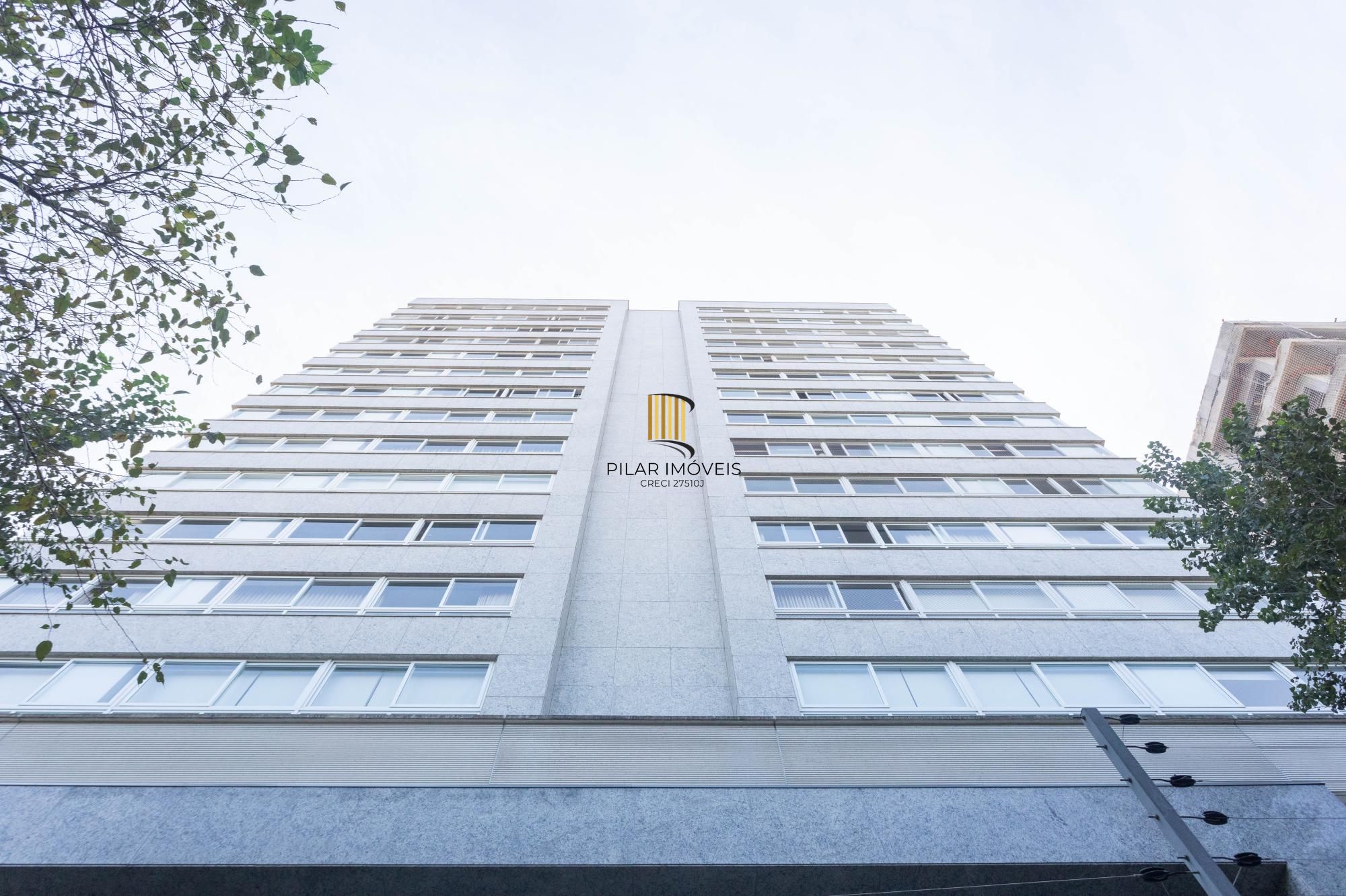 Apartamento com 207 m2 no Rio Branco com 3 vagas