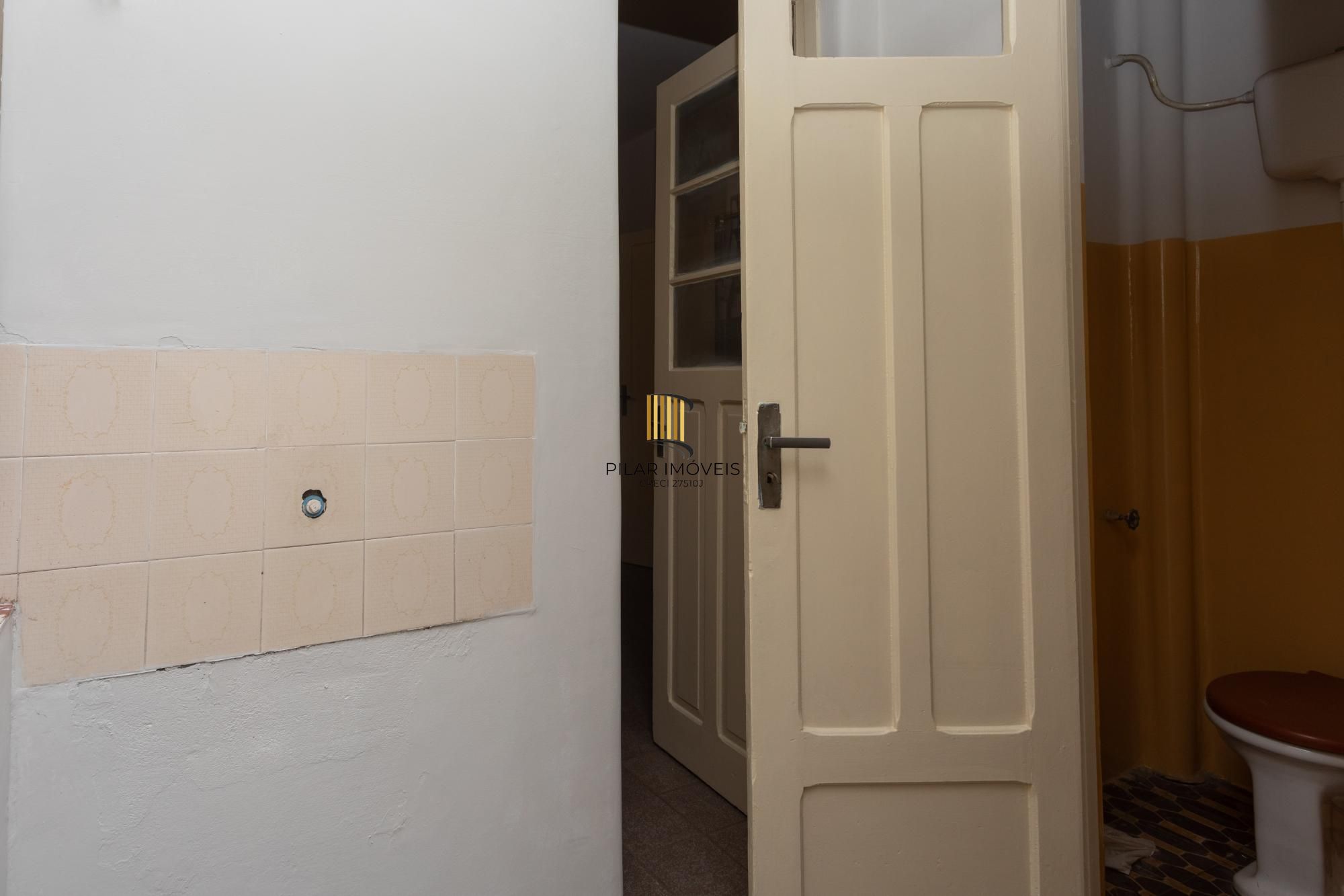 Apartamento à Venda – 74m² | 2 Dormitórios | Menino Deus – Porto Alegre/RS