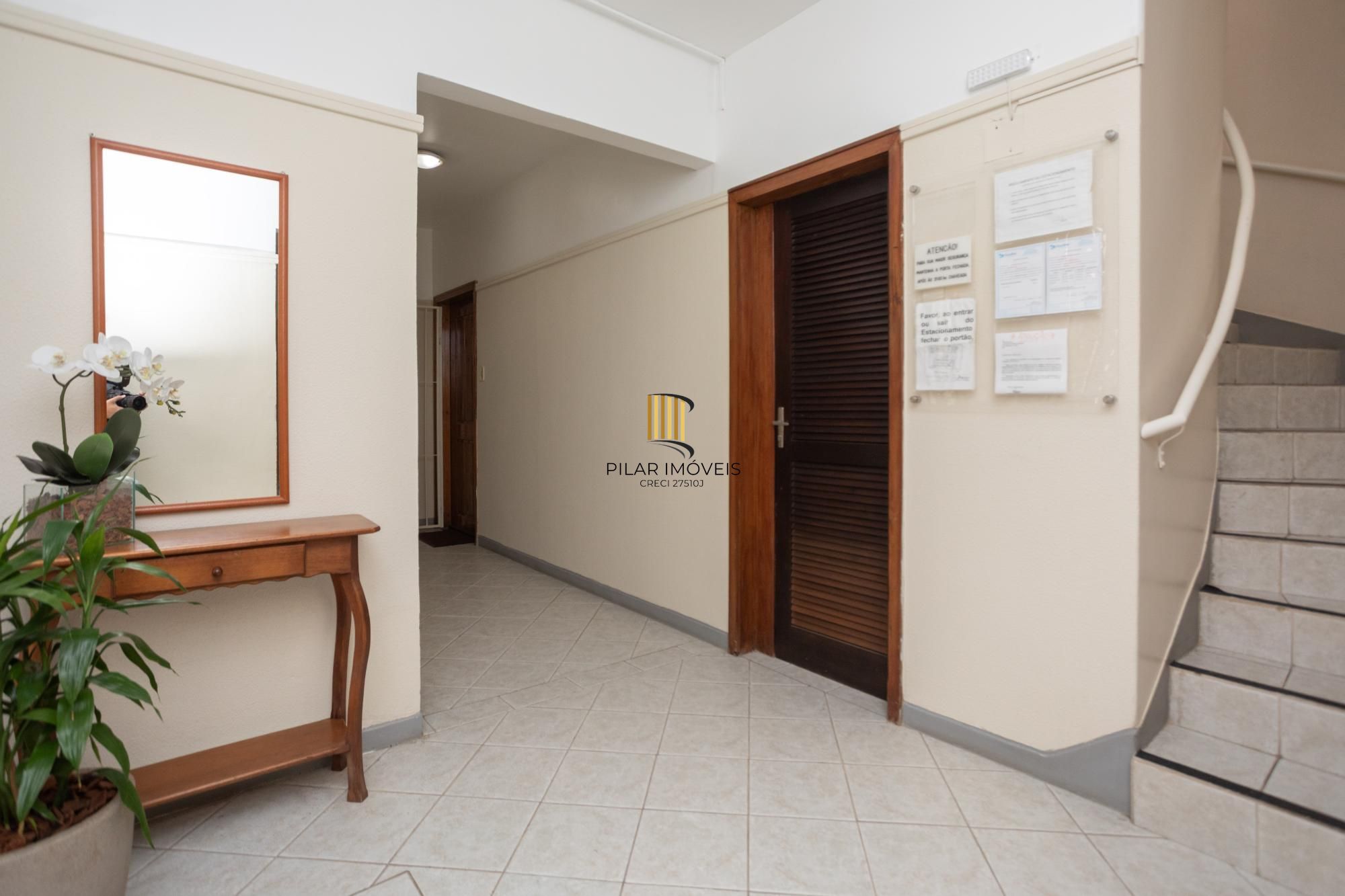 Garden espaçoso com 4 quartos no Menino Deus