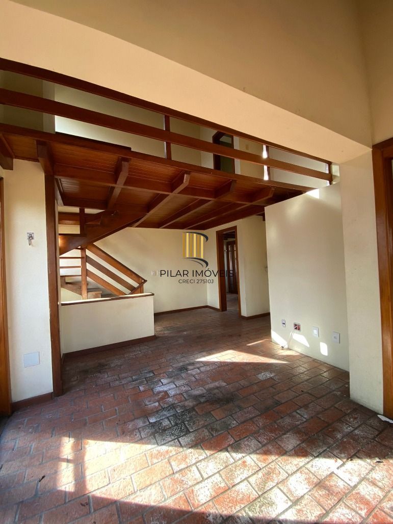 Cobertura 196m² 3 dorm. 1 Suíte + 2 vagas Petrópolis - Porto Alegre
