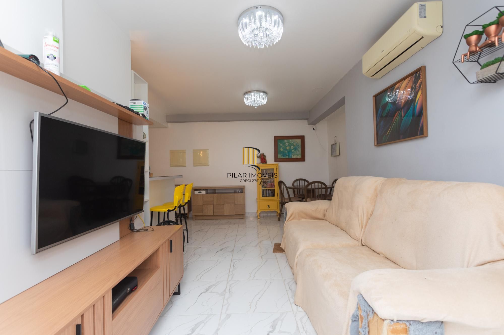 Apartamento de 3 dormitórios com suíte e garagem dupla no bairro Santana