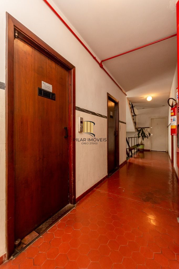 Apartamento 2 dormitórios no bairro Cidade Baixa