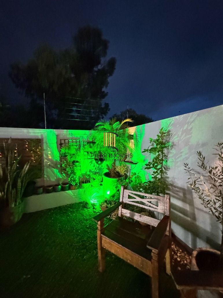 Casa de Condomínio 3 dormitórios no bairro Hípica