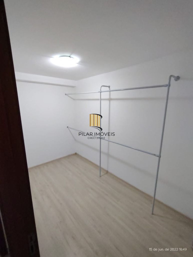 Casa 3 dorm. 1 Suíte + 3 vagas 223m² Cavalhada - Porto Alegre
