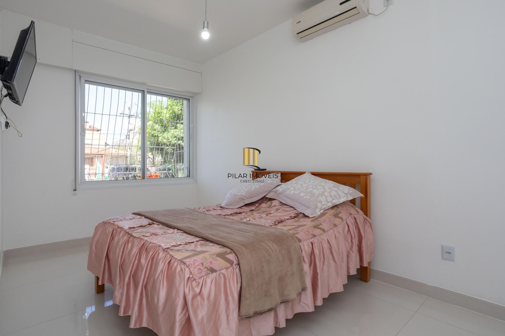 Garden espaçoso com 4 quartos no Menino Deus