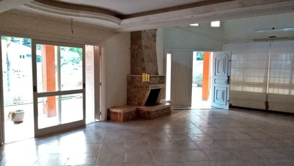 Casa de Condomínio 3 dormitórios no bairro São Lucas