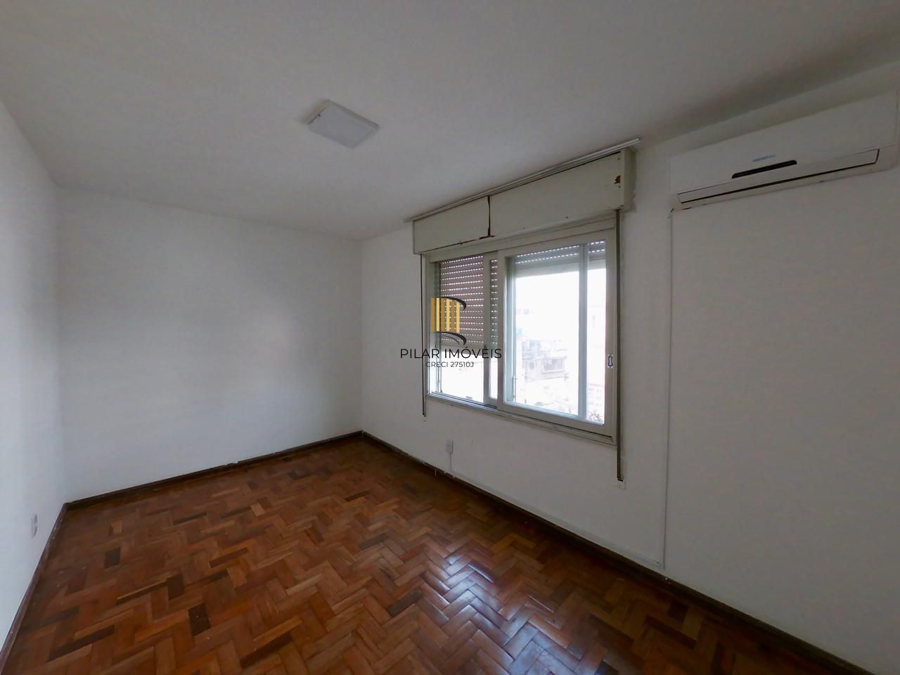 More na Cidade Baixa, a poucos passos da Redenção