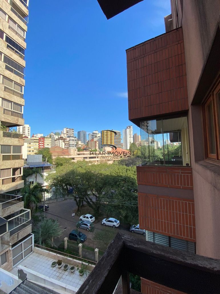 Cobertura 196m² 3 dorm. 1 Suíte + 2 vagas Petrópolis - Porto Alegre