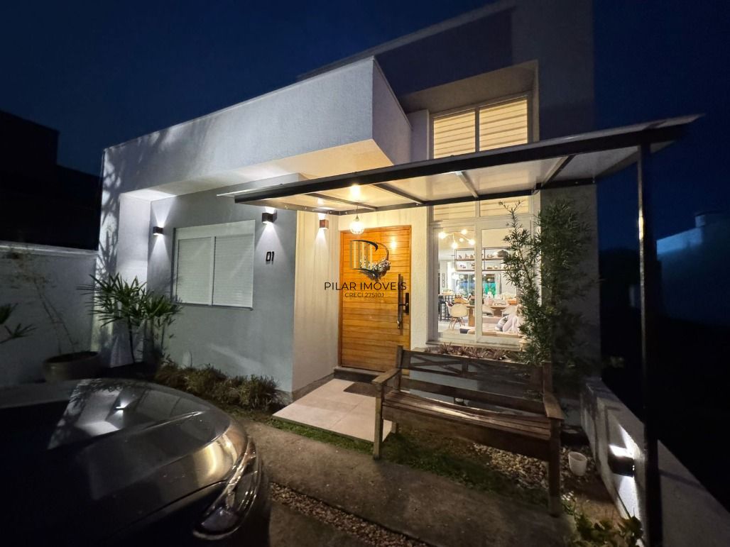 Casa de Condomínio 3 dormitórios no bairro Hípica
