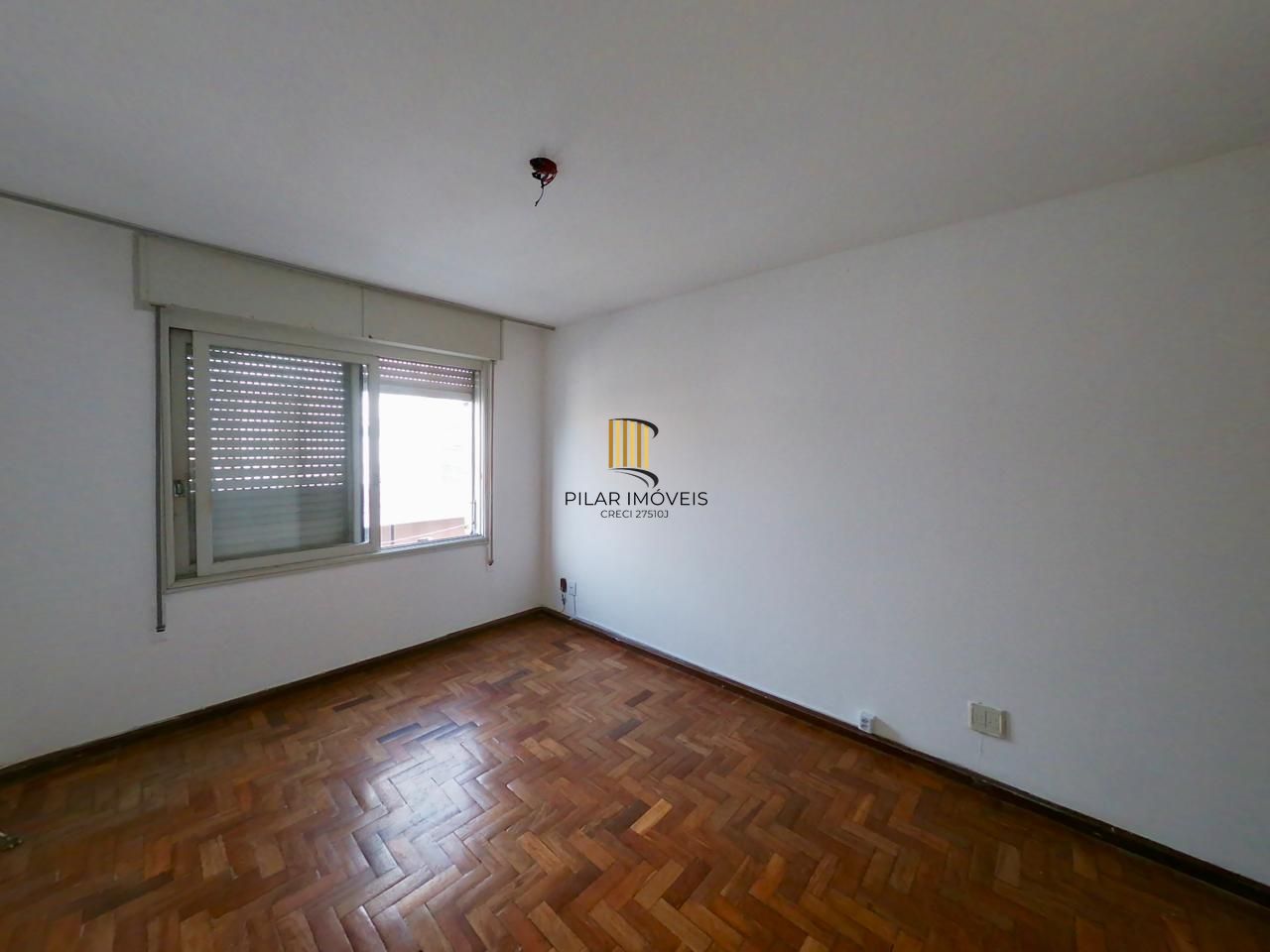 More na Cidade Baixa, a poucos passos da Redenção