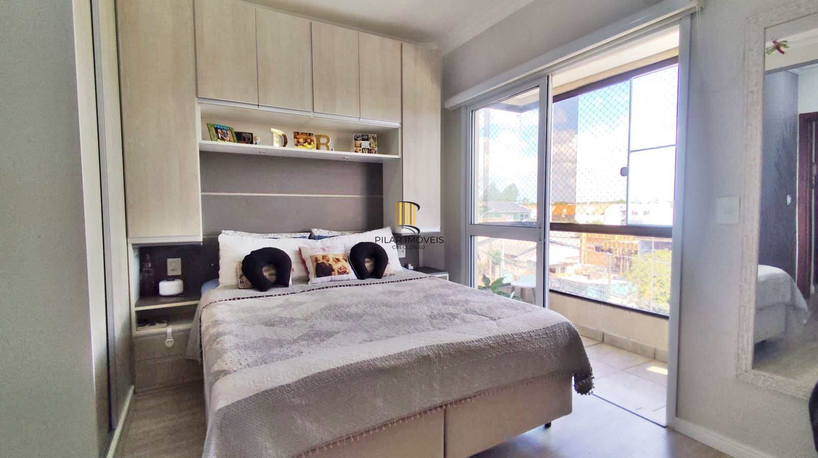 Apartamento em Cachoeirinha com suíte e sacada