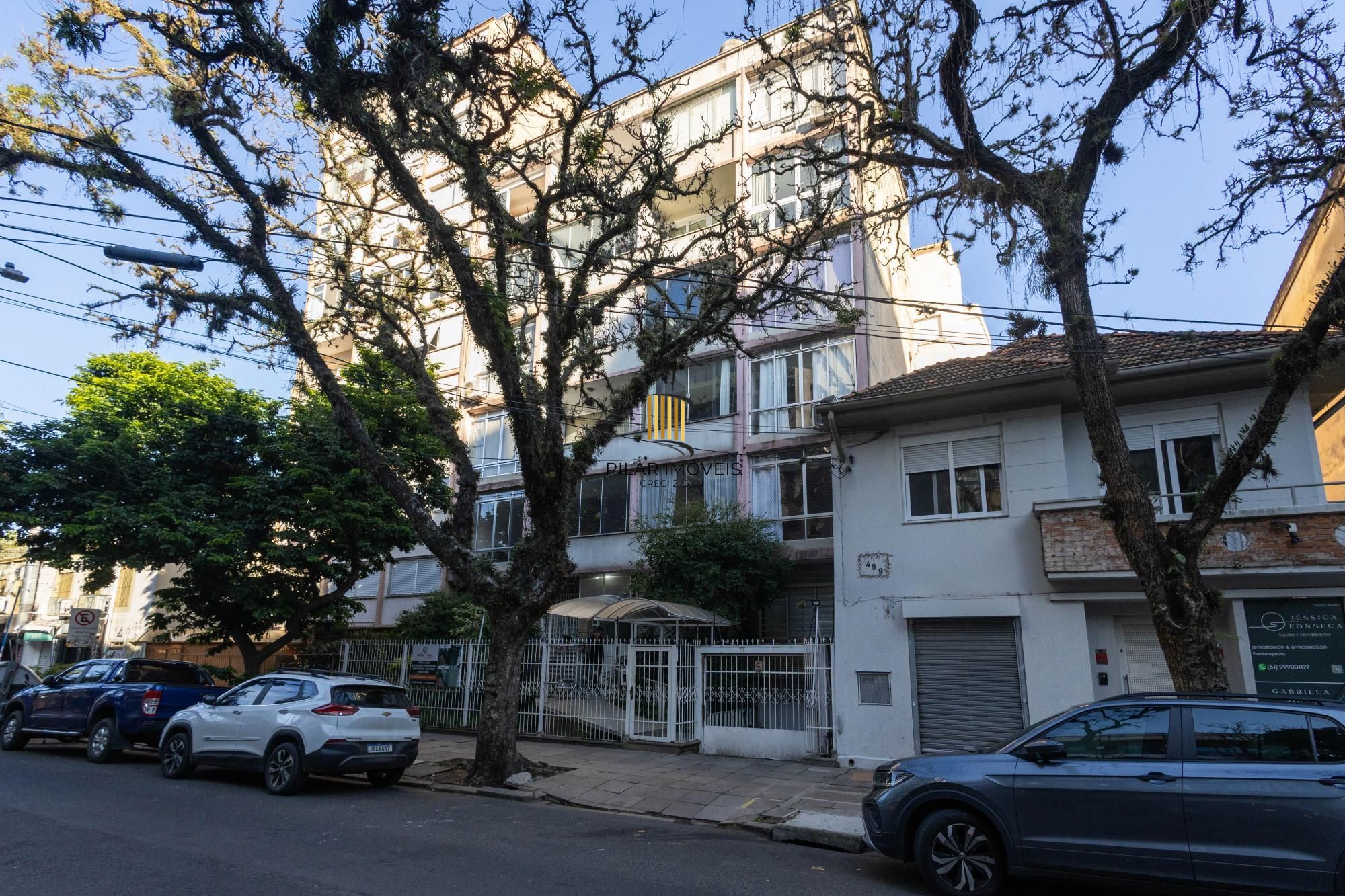 Apartamento totalmente reformado de 140m2 com vaga no Bom Fim