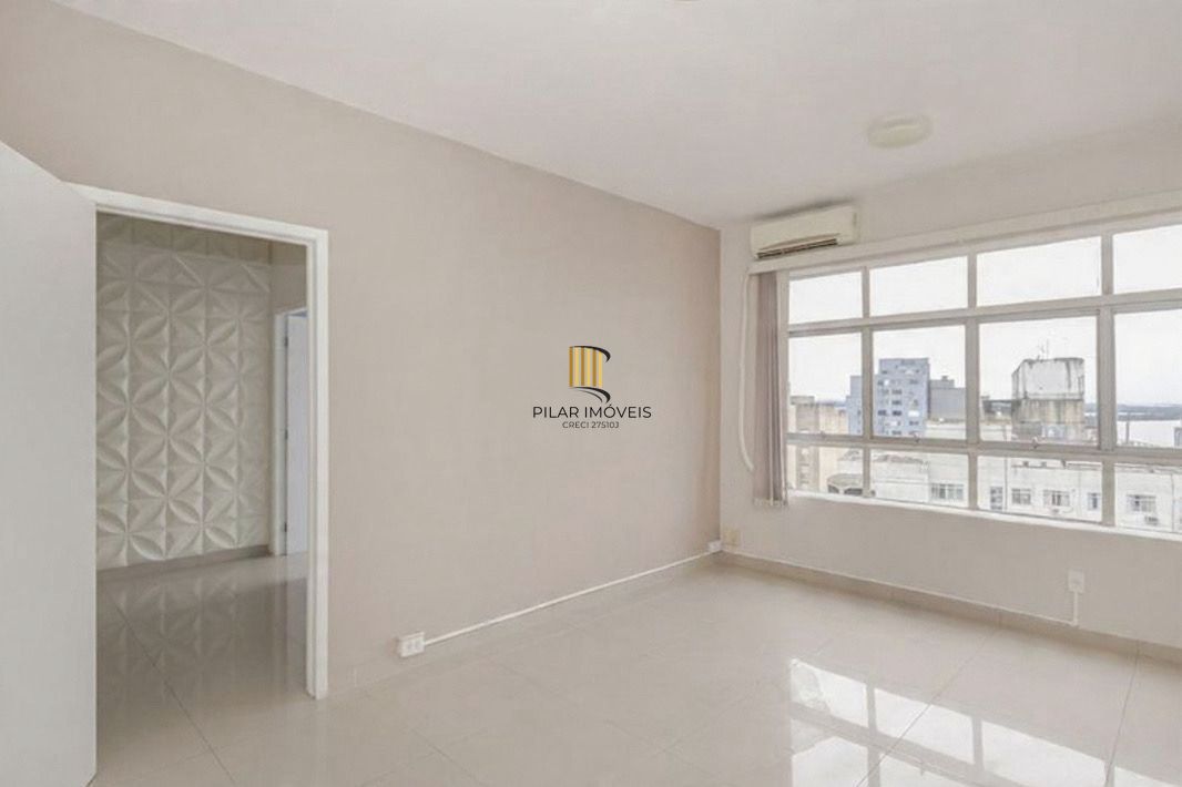 Sala Comercial Reformada no Centro Histórico | 46m² | Portaria 24h