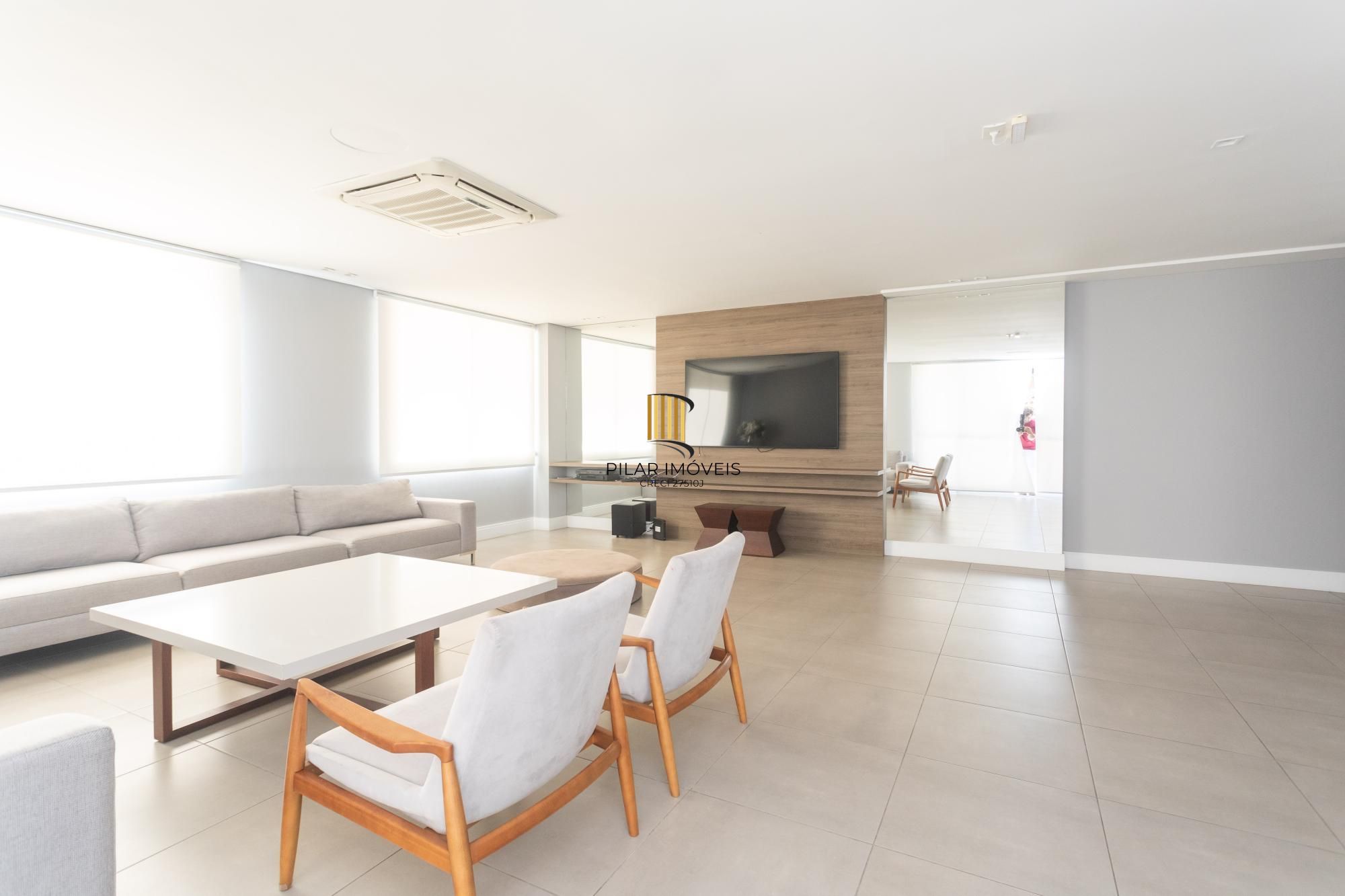 Apartamento com 207 m2 no Rio Branco com 3 vagas