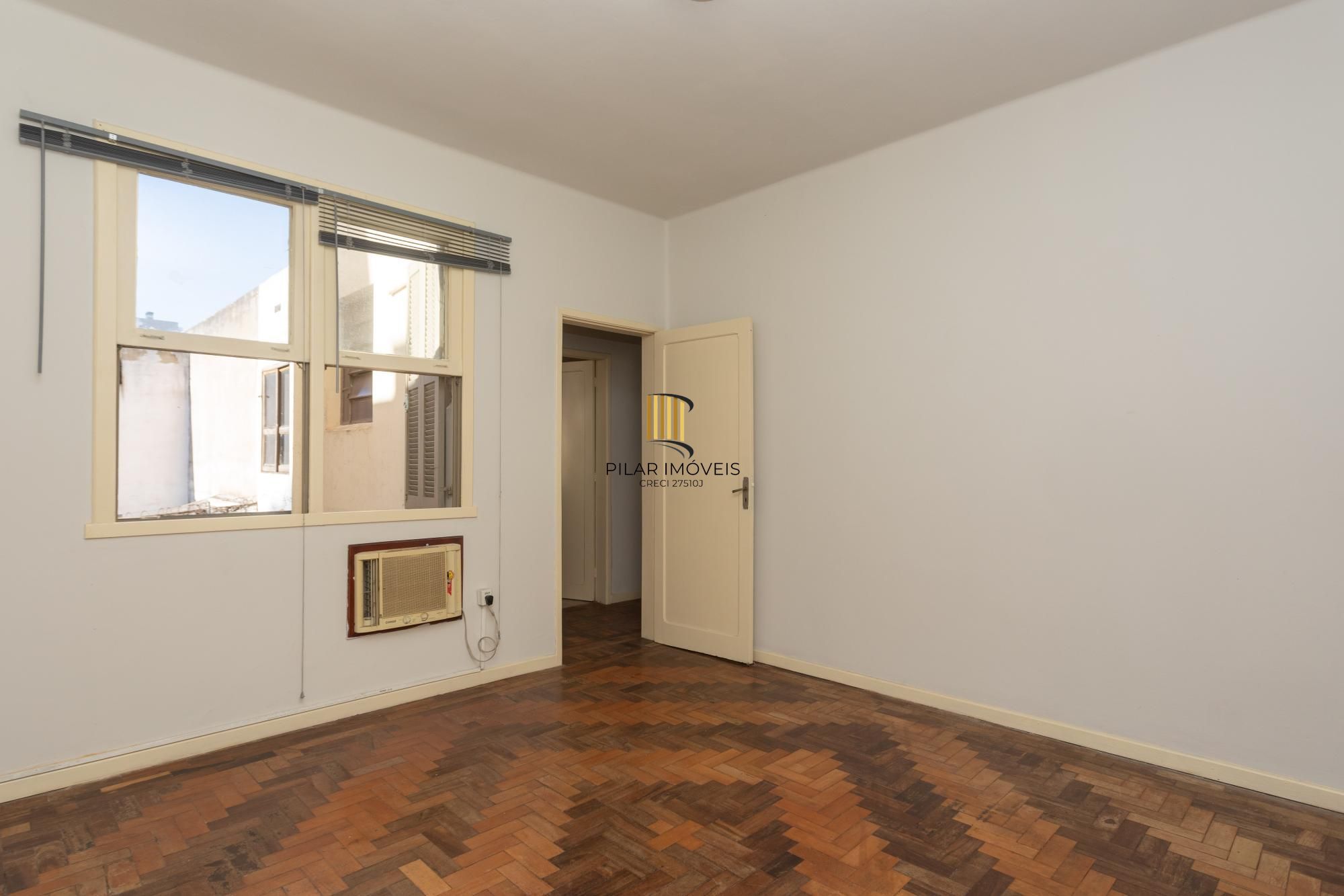 Apartamento à Venda – 74m² | 2 Dormitórios | Menino Deus – Porto Alegre/RS