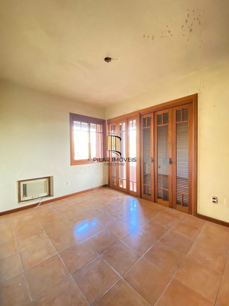 Cobertura 196m² 3 dorm. 1 Suíte + 2 vagas Petrópolis - Porto Alegre