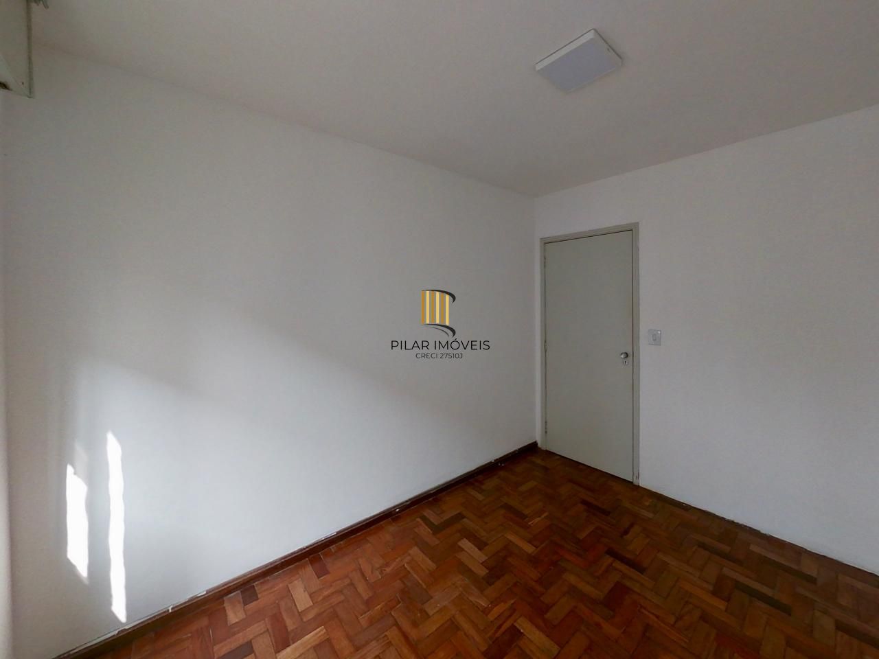 More na Cidade Baixa, a poucos passos da Redenção