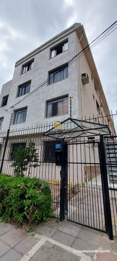 Oportunidade Única! JK Térreo com Pátio na Cidade Baixa! - Pilar Imóveis