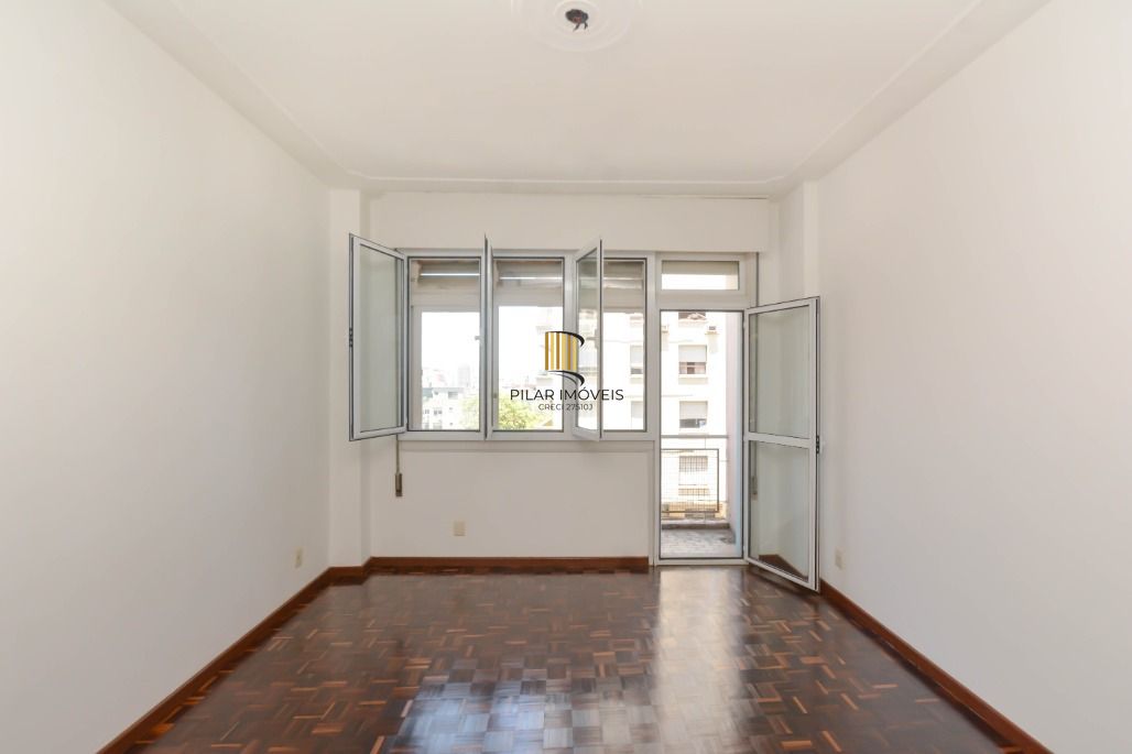 Apartamento 3 dormitórios no bairro Bom Fim
