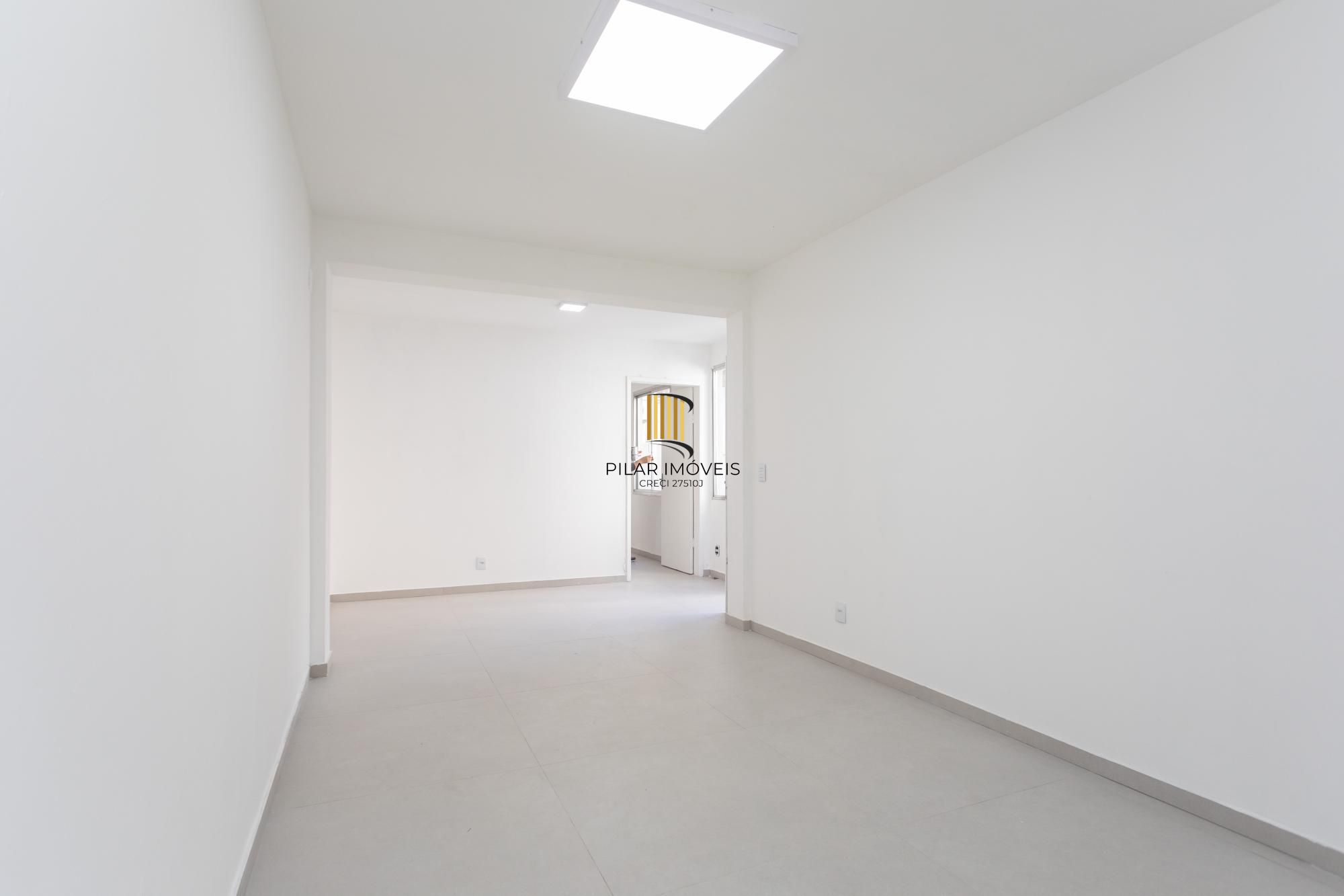 Apartamento Garden de dois dormitório Reformado passos da Redenção.