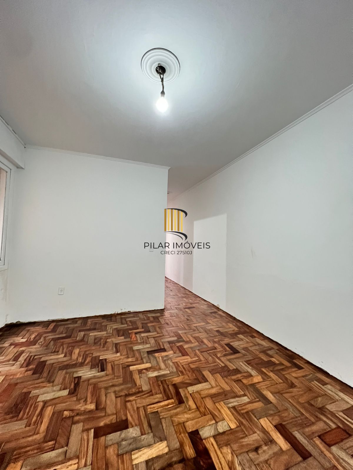 Apartamento 1 dormitório, 1 banheiro desocupado