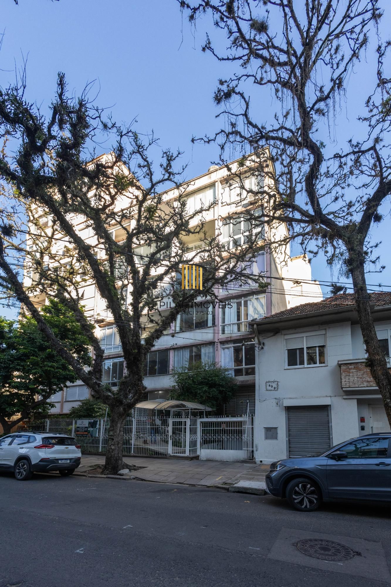 Apartamento totalmente reformado de 140m2 com vaga no Bom Fim