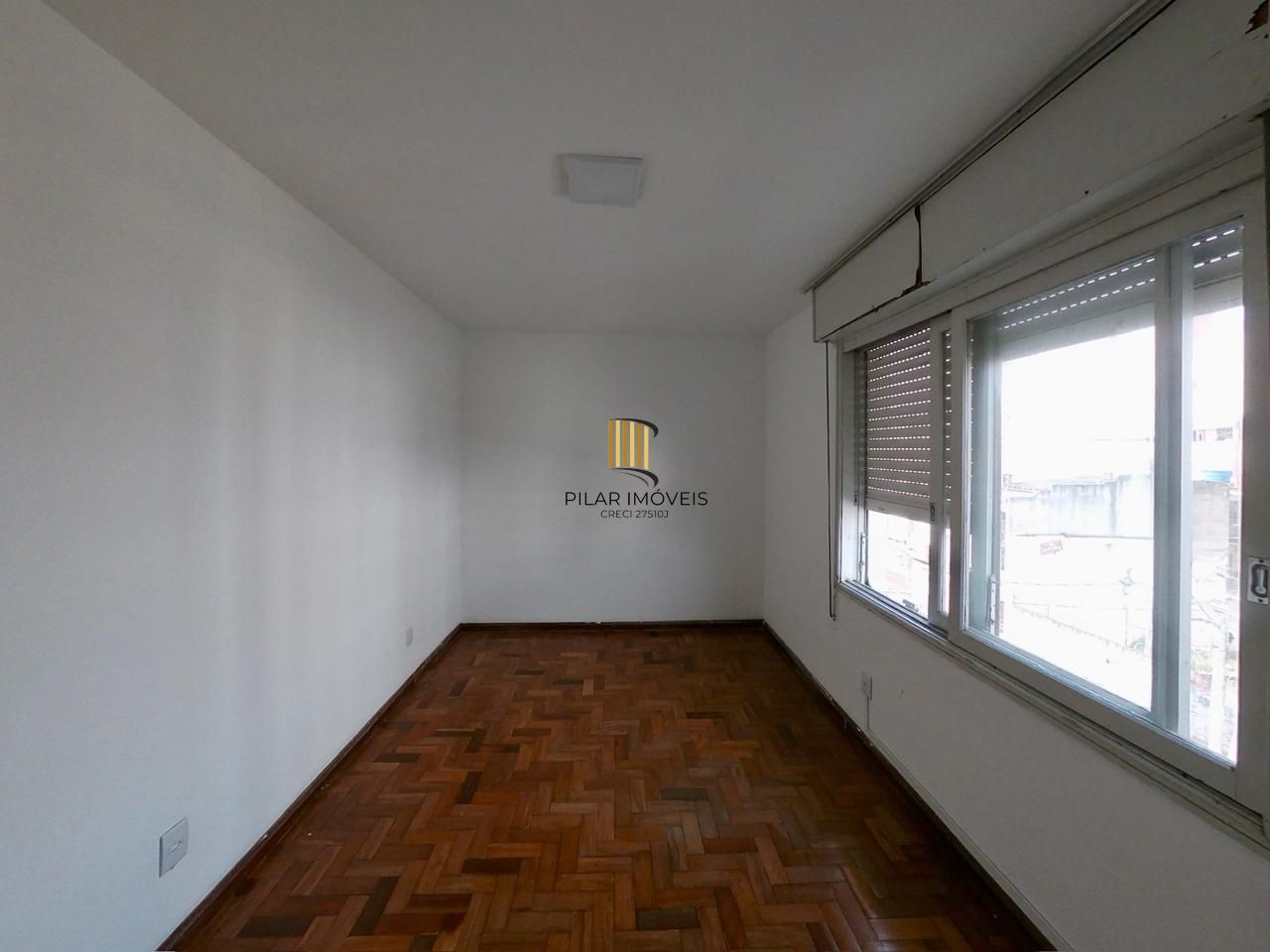 More na Cidade Baixa, a poucos passos da Redenção