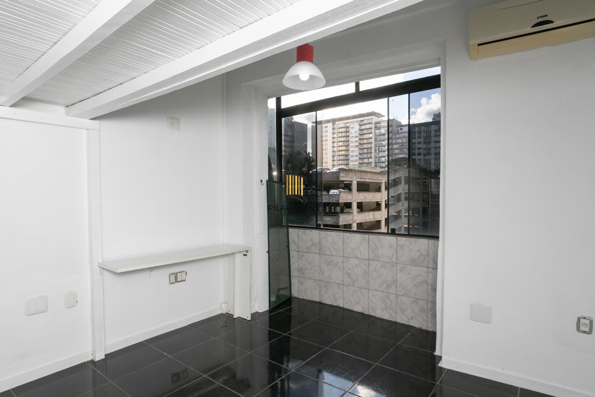 Studio no Centro Histórico - para morar ou investir