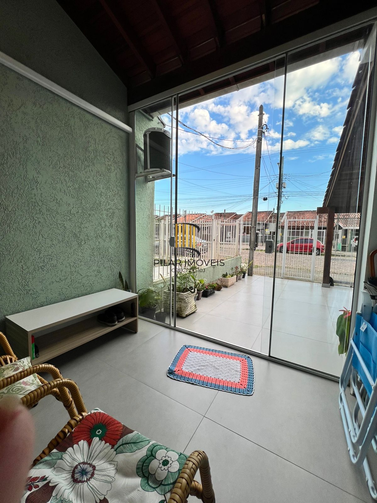 Casa na zonal de 3 dormitórios