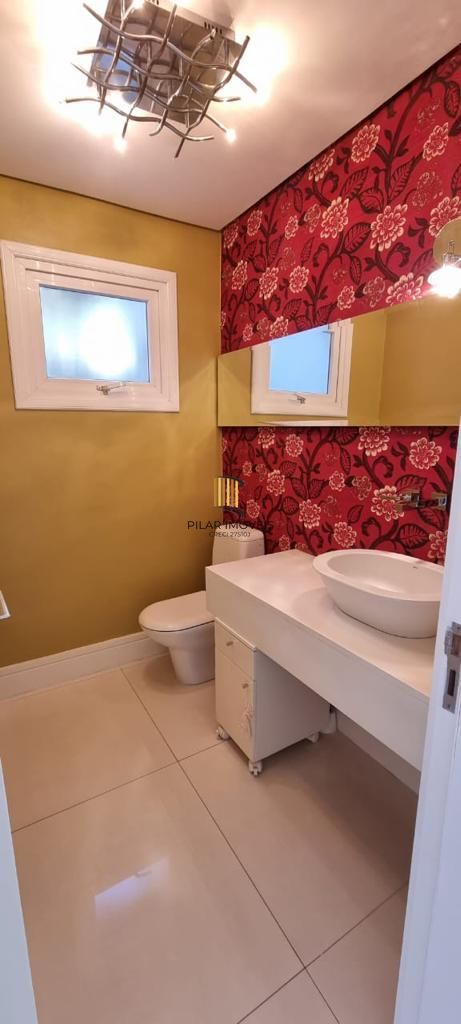 Casa com 3 suítes e piscina no Boa Vista