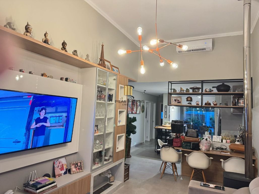 Casa de Condomínio 3 dormitórios no bairro Hípica