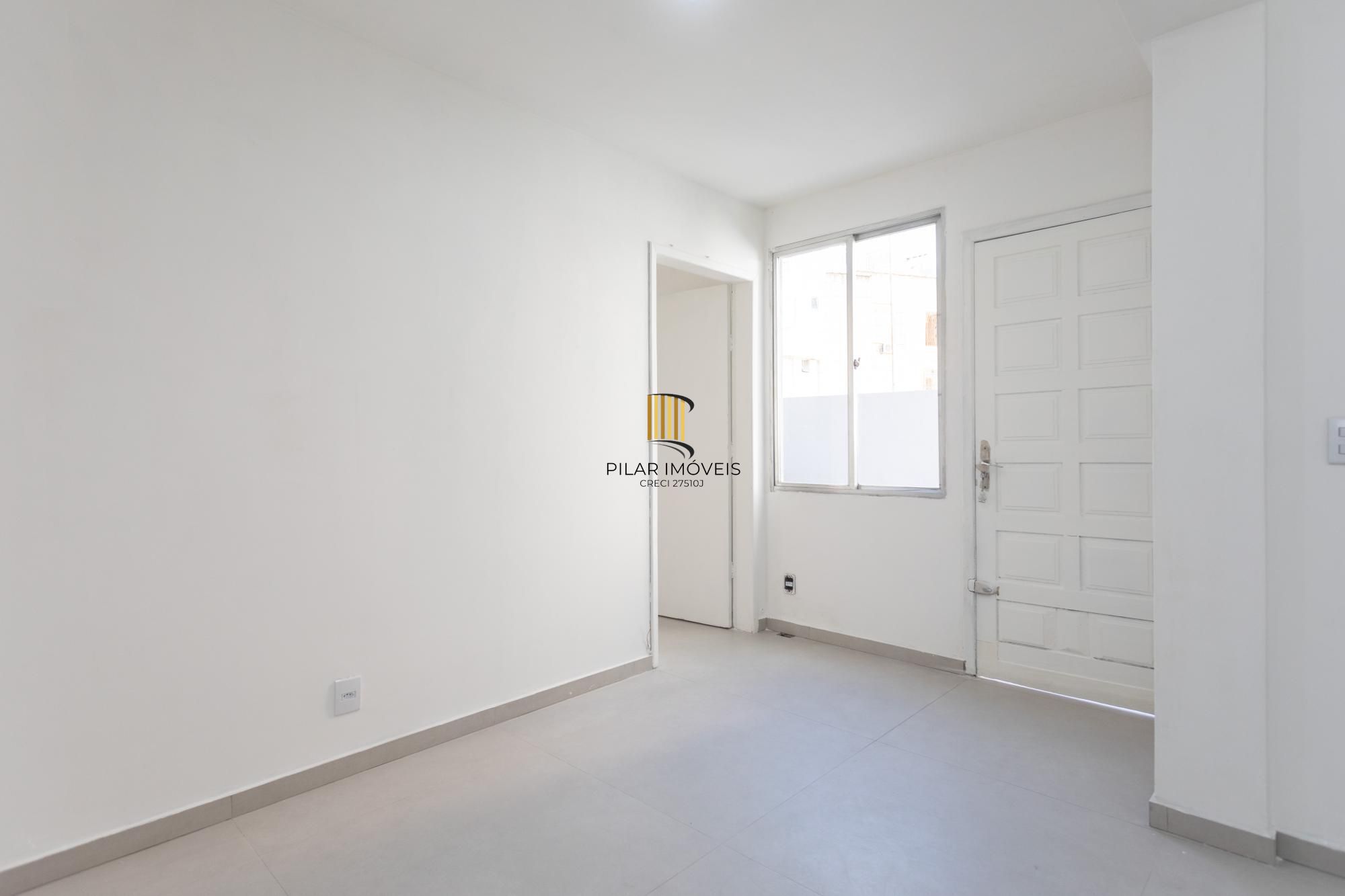 Apartamento Garden de dois dormitório Reformado passos da Redenção.