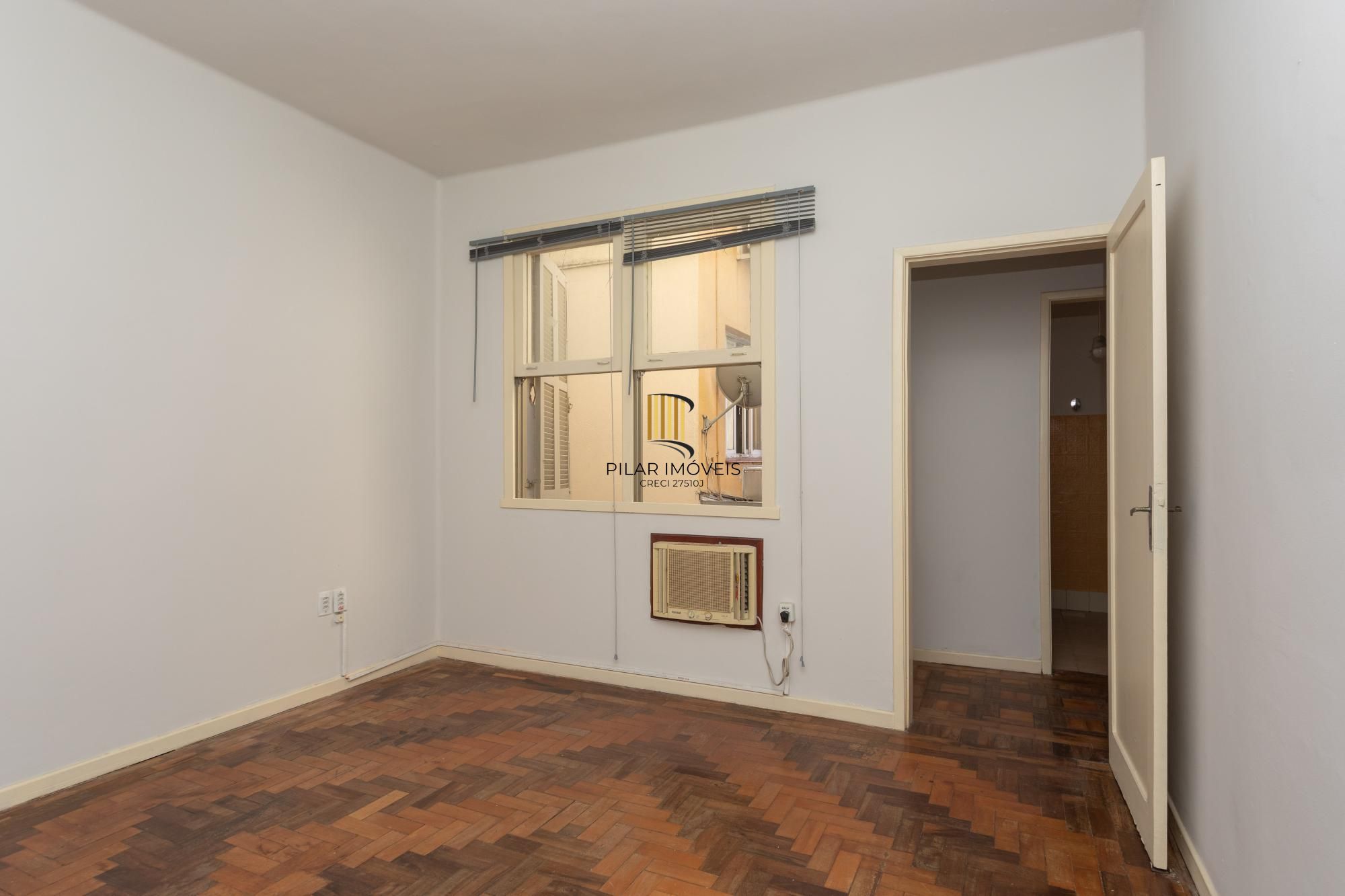 Apartamento à Venda – 74m² | 2 Dormitórios | Menino Deus – Porto Alegre/RS