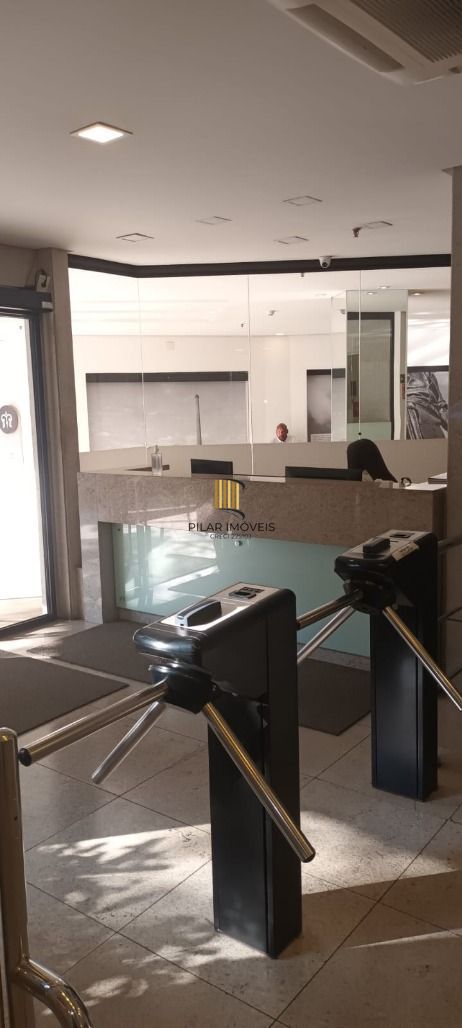 Sala comercial na Padre Chagas, Ed. Windmills Work Center