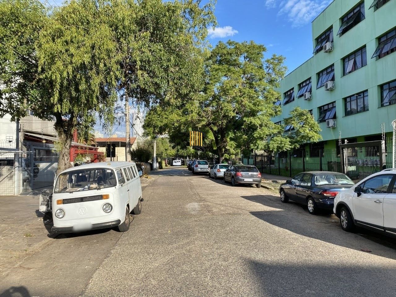 Sala Comercial perto do Carrefour e Assis Brasil
