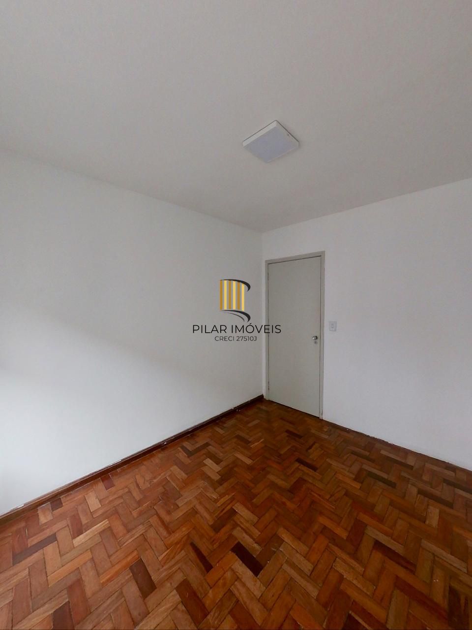 More na Cidade Baixa, a poucos passos da Redenção