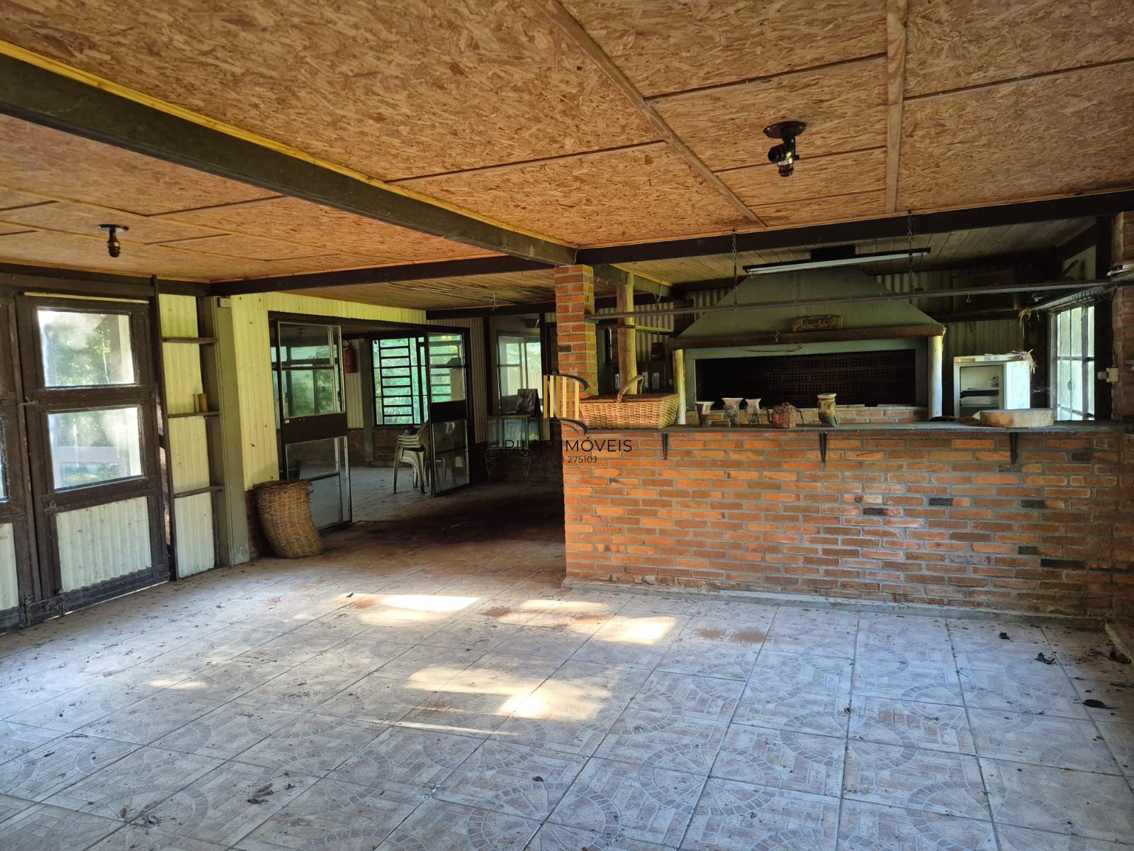 Sítio com 2.340m² em Viamão