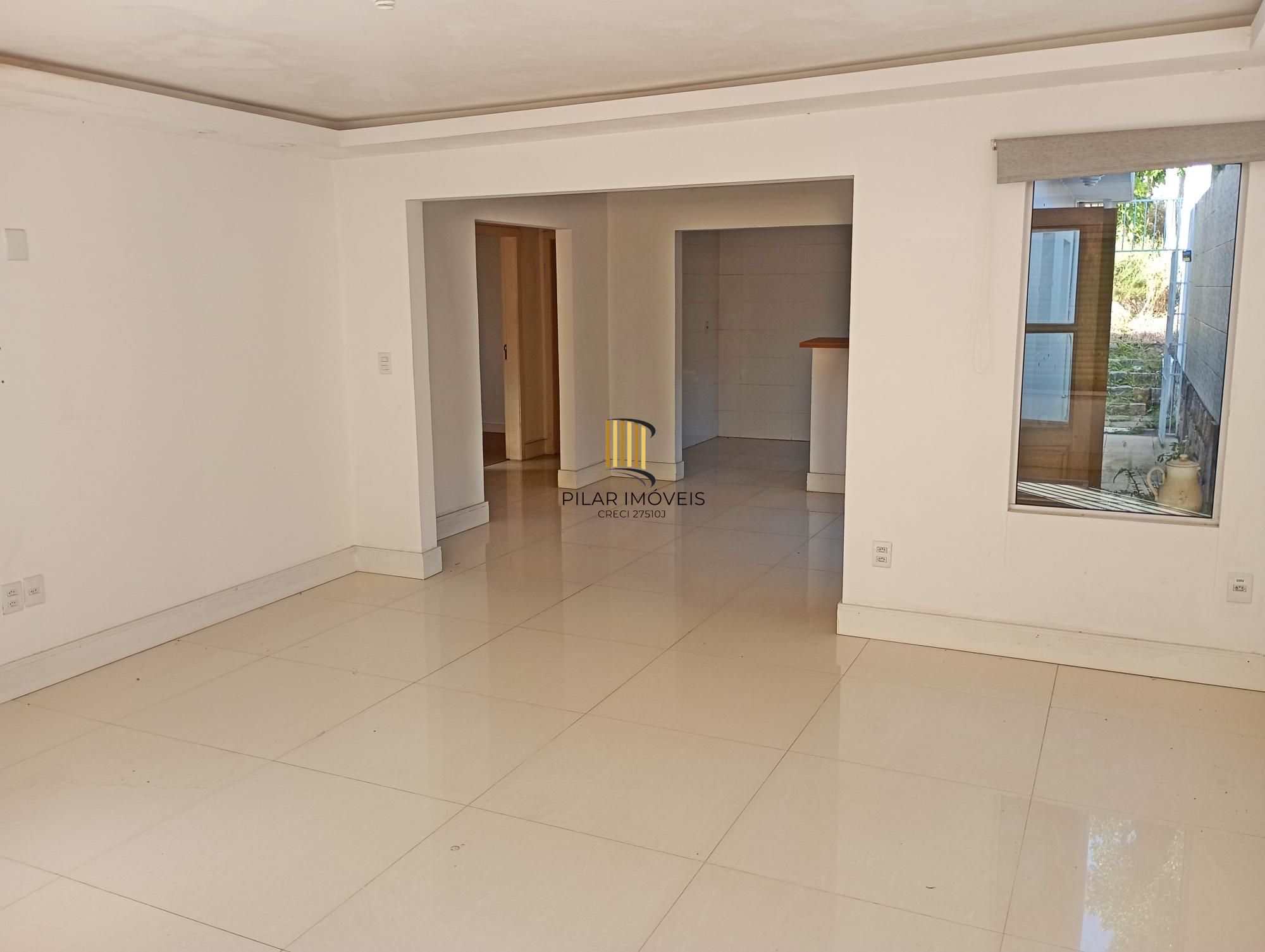 Casa com 3 suítes próxima ao Iguatemi e Parque Germânia