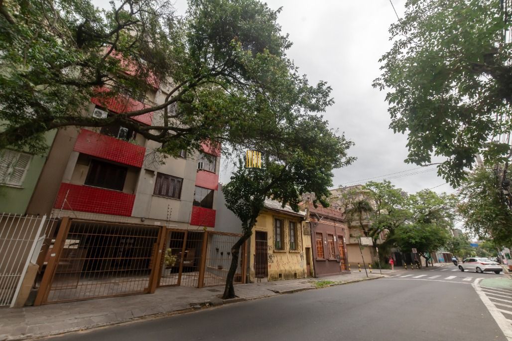 1 dormitório mobiliado com churrasqueira