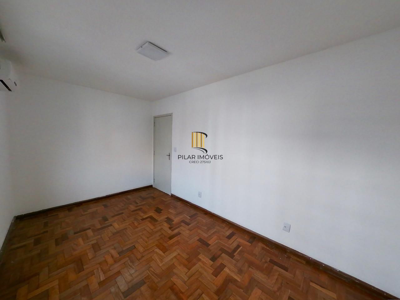 More na Cidade Baixa, a poucos passos da Redenção