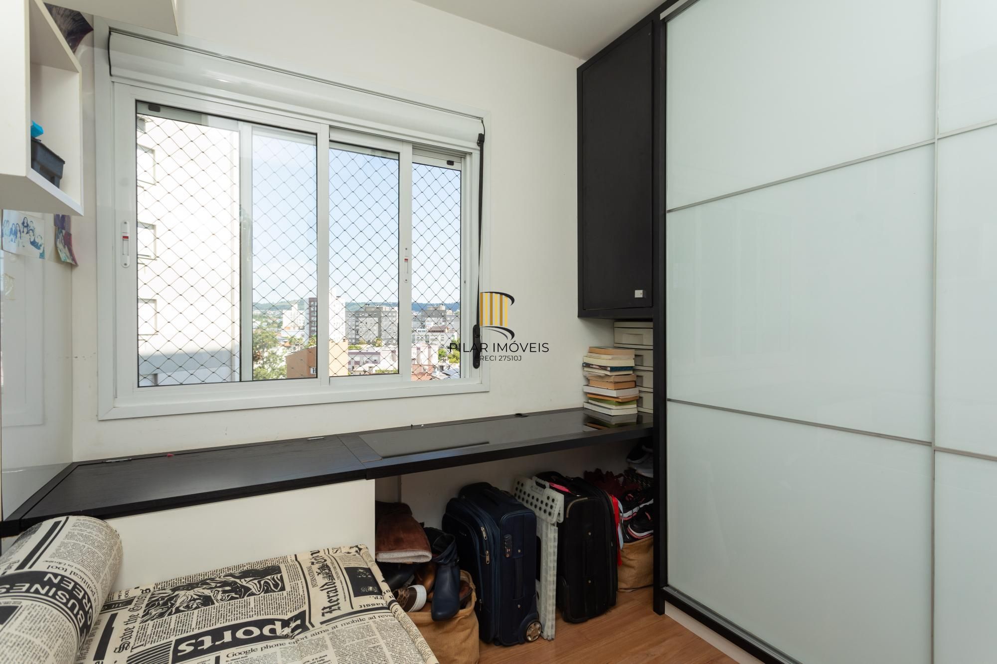 Apartamento com Suíte, 2 Vagas e Lazer de Clube