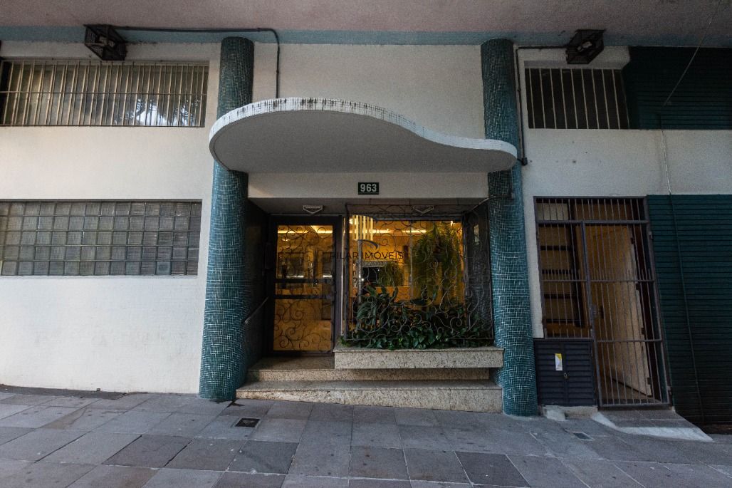 Apartamento 3 dormitórios no bairro Bom Fim