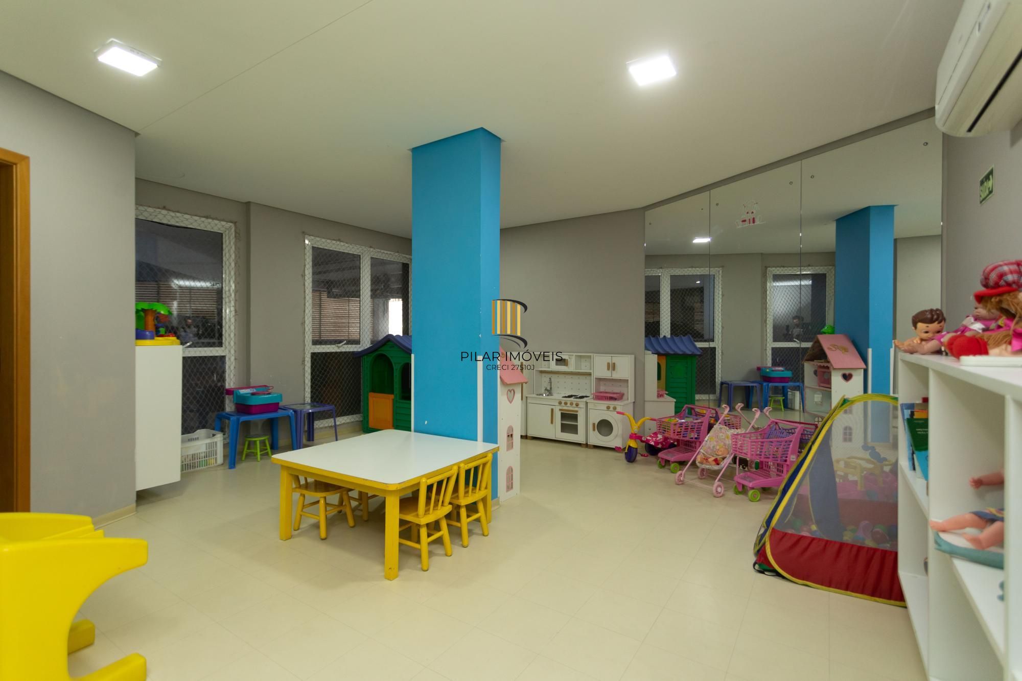 Apartamento com Suíte, 2 Vagas e Lazer de Clube