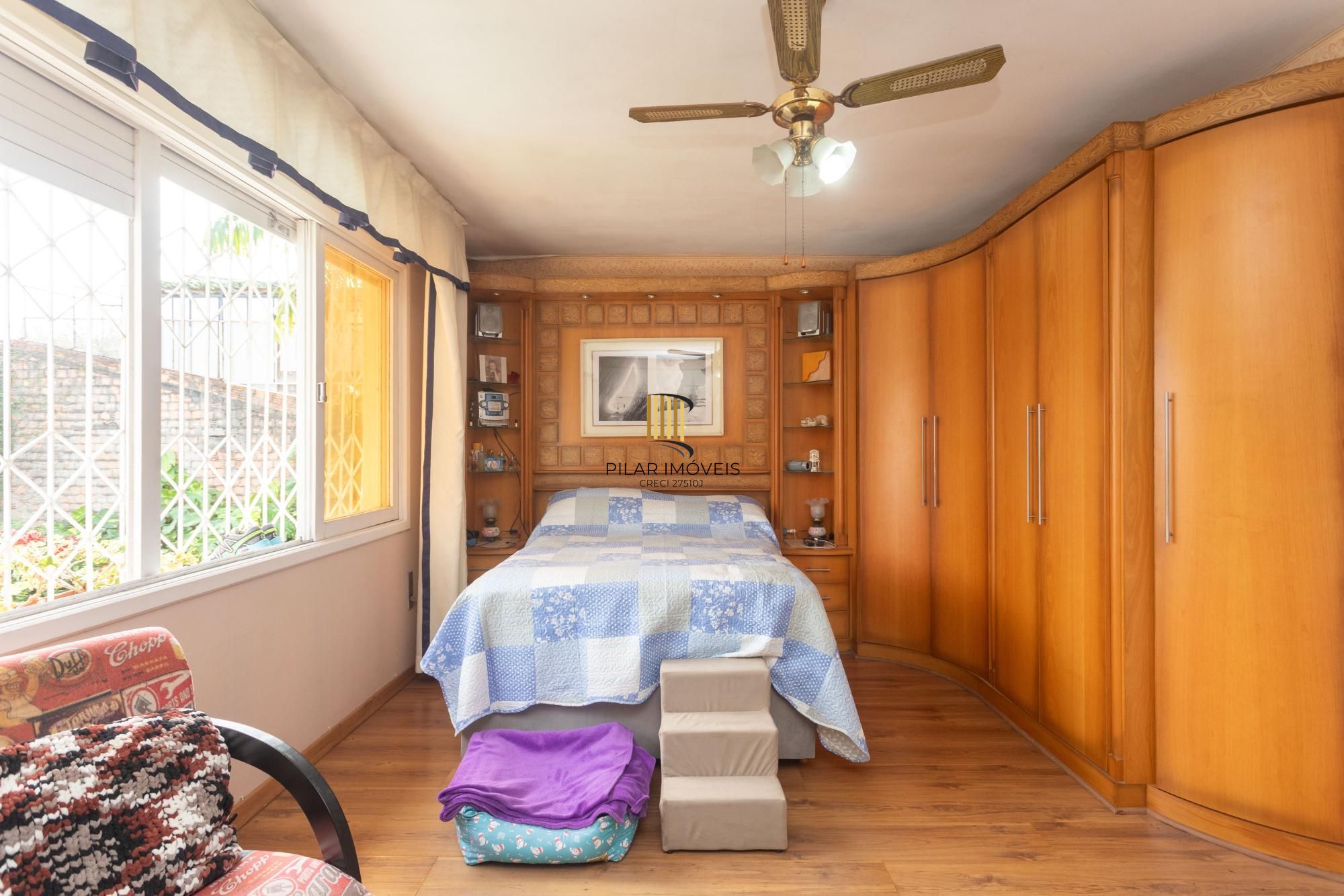 Casa com piscina e 470m2 no Chácara das Pedras